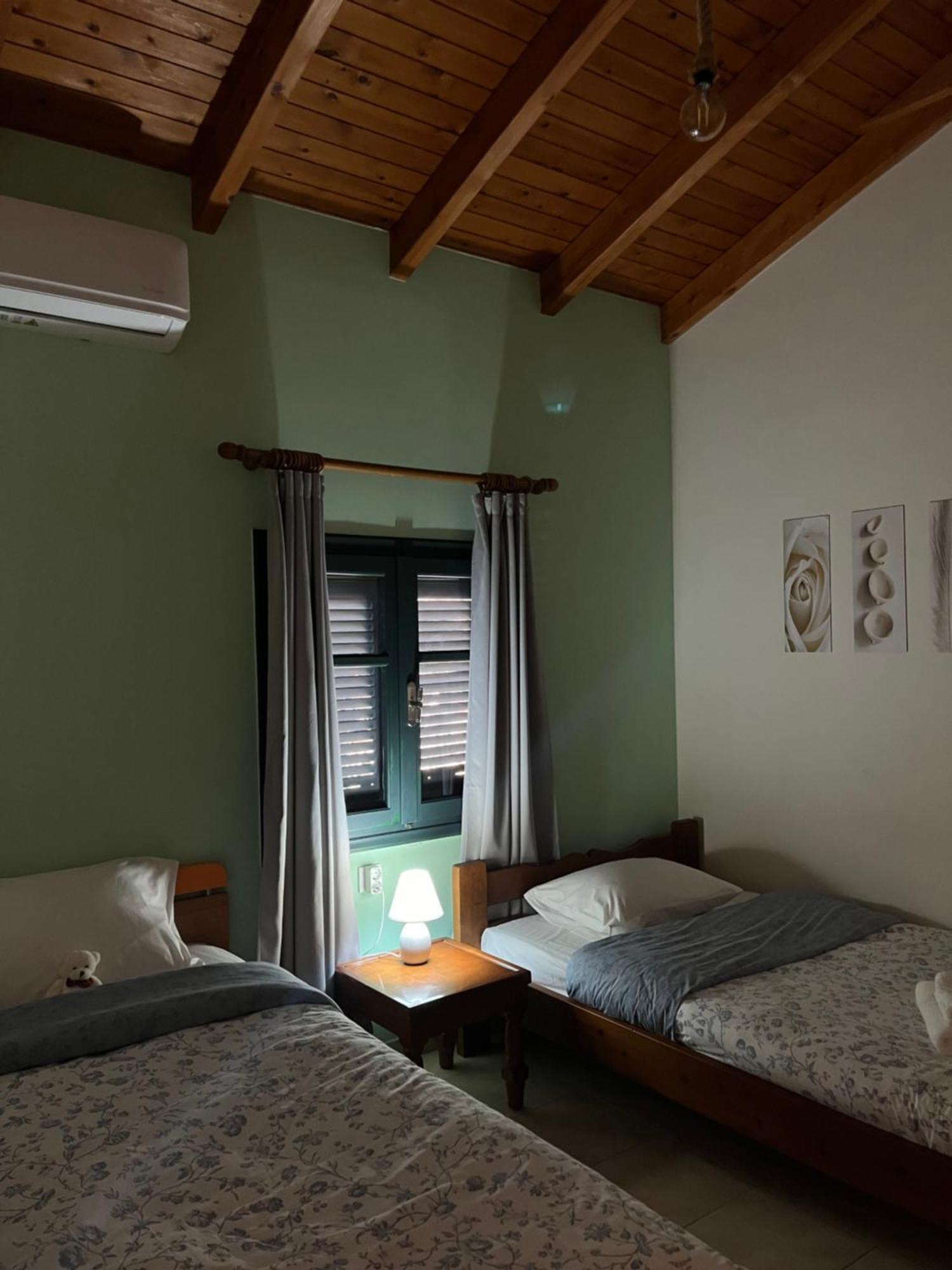 Tholos Alexandra'S Beachfront House Kavoúsion エクステリア 写真